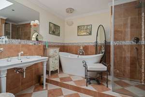 Property thumbnail 13