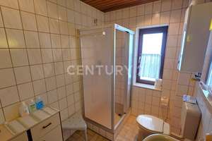 Attraktives Einfamilienhaus mit viel Potential, mit Garage und Terrasse in Saarbrücken-Bischmisheim – Die vollständige Adresse der Immobilie erhältst du vom Anbieter., 66132 Bischmisheim, Saarbrücken – Vorschaubild 15