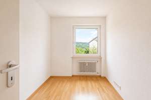 Familienparadies in ruhiger Lage mit Garten und Garage – 70619 Sillenbuch (Ortsteil), Stuttgart – Vorschaubild 9
