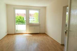 ZWEI Zimmer mit AUSBLICK – Am Karbel 8, 9116 Altendorf, Chemnitz – Vorschaubild 4