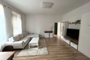 Schöne und modernisierte 2-Zimmer-Wohnung mit Einbauküche in Chemnitz – Altenhainer Str. 14, 9126 Chemnitz – Vorschaubild 1