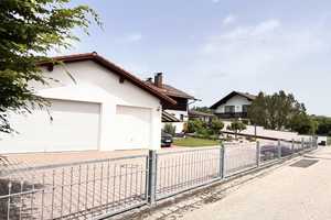 DAS BESONDERE EFH - 2 WOHNUNGEN - SCHWIMMTEICH - 5 GARGENSTELLPLÄTZE – Mühldorf am Inn (Kreis) – Vorschaubild 3