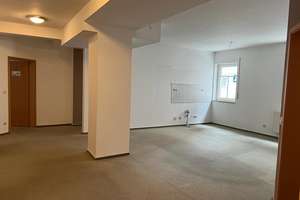 Ehemalige Zahnarztpraxis zu vermieten - Beste Lage in Zeulenroda – Schleizer Str. 8b, 7937 Zeulenroda-Triebes – Vorschaubild 8