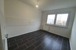 **FAMILIEN WILLKOMMEN**4-Zimmer-Wohnung // 3.Etage // Balkon // Bad mit Wanne // ab 01.05. – Andromedaweg 17, 4205 Grünau-Nord, Leipzig – Vorschaubild 5