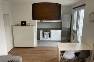 MÖBLIERTE  und voll ausgestattete Wohnung mit zwei Dachterrassen über den Dächern von Düsseldorf – Herderstr. 75, 40237 Düsseltal, Düsseldorf – Vorschaubild 4