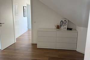 helle ,großz. 2,5-Zimmer DG-Whg. mit viel Platz für Homeoffice – Herrnstr. 28, 90763 Südliche Südstadt, Fürth – Vorschaubild 13