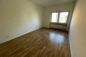 Moderne 2 Zimmer Wohnung mit Einbauküche und Balkon – Heinrichstraße 116, 40239 Mörsenbroich, Düsseldorf – Vorschaubild 5