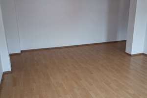 Geräumige Dachgeschoss-Wohnung mit Badewanne, Tageslichtbad und Einbauküche! – Landsberger Straße 54, 6112 Freiimfelde/Kanenaer Weg, Halle (Saale) – Vorschaubild 17