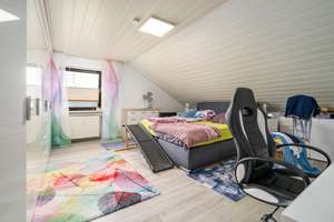 Zweifamilienhaus in ruhiger Traumlage – Stil, Komfort & Natur – Die vollständige Adresse der Immobilie erhältst du vom Anbieter., 93055 Brandlberg-Keilberg, Regensburg – Vorschaubild 23