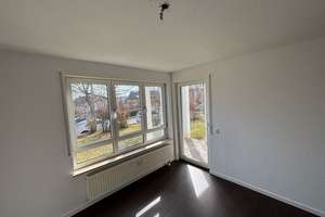 2-Zimmer EG-Wohnung mit Terrasse, EBK, TG-Platz