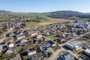 Doppelhaushälfte mit innovativer Ausstattung und gemütlichem Ambiente – Die vollständige Adresse der Immobilie erhältst du vom Anbieter., 78244 Gottmadingen – Vorschaubild 27