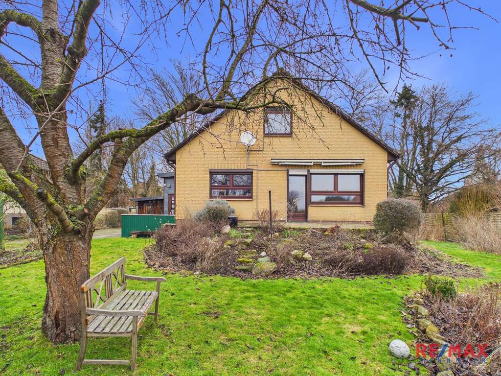 Immobilie in Algermissen - Charmantes Einfamilienhaus im Grünen Ideal für junge Familien - Bild 0