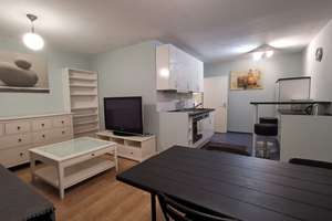 2-Zimmer-Wohnung mit EBK in Düsseldorf