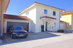|Ein perfektes Domizil|

 Stilvolles Einfamilienhaus mit hochwertiger Ausstattung – Die vollständige Adresse der Immobilie erhältst du vom Anbieter., 93142 Maxhütte-Haidhof – Vorschaubild 1
