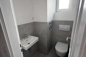 Lichdurchflutete Wohnung mit Waldblick in Bredeney, Erstbezug nach Renovierung – Die vollständige Adresse der Immobilie erhältst du vom Anbieter., 45133 Rüttenscheid, Essen – Vorschaubild 10
