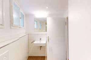Hochgelegene 1-Zimmer-Wohnung mit Balkon und Einbauküche in Erlangen – Paul-Gossen-Straße 119, 91052 Rathenau, Erlangen – Vorschaubild 3