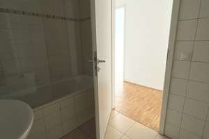 Ruhige Lage mit viel Platz zum Wohlfühlen – Julius-Hatry-Straße 2, 68163 Lindenhof, Mannheim – Vorschaubild 8