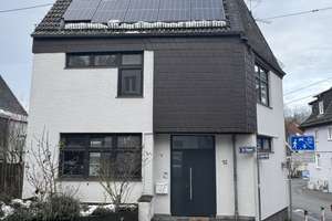 Architektonisches Raumwunder: Modernes Wohnen und Arbeiten perfekt kombiniert (Kopie) – Die vollständige Adresse der Immobilie erhältst du vom Anbieter., 65207 Rambach, Wiesbaden – Vorschaubild 1