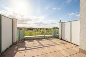 STILVOLLE 4 ZIMMER MAISONETTEWOHNUNG MIT DACHTERASSE – Die vollständige Adresse der Immobilie erhältst du vom Anbieter., 81739 Altperlach, München – Vorschaubild 9