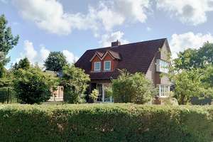 Einfamilienhaus mit Garage in familienfreundlicher Lage