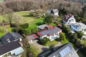 Exklusives freistehendes Traumhaus (236 m²) auf 2.500 m² Grundstück mit herrlichem Naturblick – Die vollständige Adresse der Immobilie erhältst du vom Anbieter., 51429 Moitzfeld, Bergisch Gladbach – Vorschaubild 47