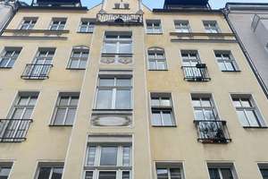 Altbau-Perle im Friedrichshainer Kiez: 3 Zimmer mit Balkon – Danneckerstr. 10, 10245 Friedrichshain, Berlin – Vorschaubild 1