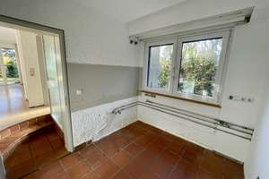 *Provisionsfrei*Ein echtes 2-Familienhaus mit unverwechselbarem Kamin-Unikat &idyllischem Grundstück – Rosmerthastraße xx, 55126 Finthen, Mainz – Vorschaubild 100