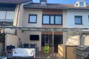 Charmantes und provisionsfreies Reihenmittelhaus mit 6 Zimmern in Ingolstadt-Nordwest – Die vollständige Adresse der Immobilie erhältst du vom Anbieter., 85057 Nordwest, Ingolstadt – Vorschaubild 2