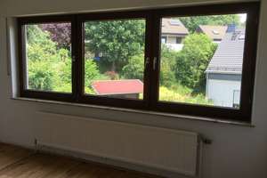  Großzügiges Reihenhaus mit Terrasse, Garten, Balkon in ruhiger Lage in Siegen – Liegnitzer Straße 29, 57072 Siegen – Vorschaubild 3