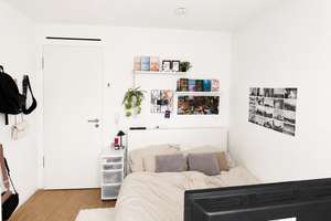 Moderne 2er Frauen WG Zimmer in Stuttgart Vaihingen 