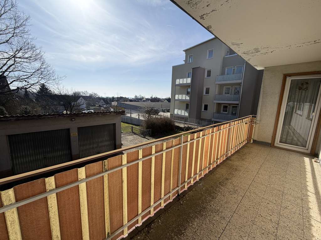 Immobilie in Lamspringe - Ansprechendes Zweifamilienhaus mit Ausbaupotenzial in Lamspringe - Bild 3