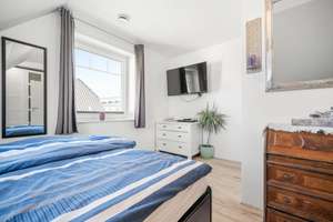 Energieeffizientes Kapitänshaus mit Dachterrasse in ruhiger Lage von Laboe – Die vollständige Adresse der Immobilie erhältst du vom Anbieter., 24235 Laboe – Vorschaubild 33