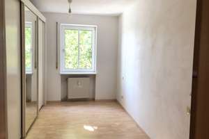 Sehr helle und ruhige 2-Zimmer-Wohnung mit EBK und Wintergarten in Regensburg ab 1.9. – Augsburger Straße 36e, 93051 Kumpfmühl-Ziegetsdorf-Neuprüll, Regensburg – Vorschaubild 8