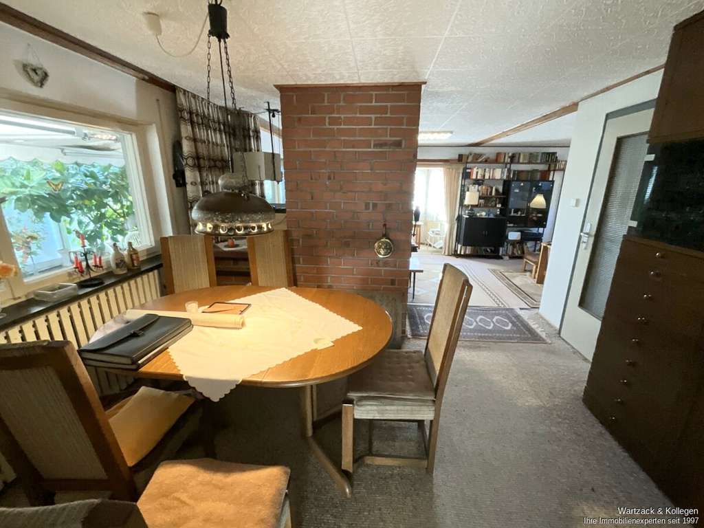 Immobilie in Roth - Ein Haus mit viel Platz 
für die ganze Familie und 
einem großartigen Grundstück! - Bild 4