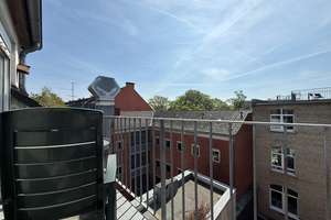 Zentrale Dachgeschosswohnung in der Kölner Innenstadt
