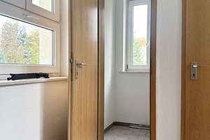 "Attraktive Kapitalanlage: Vermietete, renovierte 2-Zimmer-Wohnung mit Stellplatz und Gartennutzung" – Klopstockstraße 9, 9131 Ebersdorf, Chemnitz – Vorschaubild 13