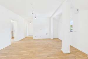 Stilvoll & frisch sanierte Altbau DG-Wohnung in bester Lage von Krefeld-Bockum (KfW70)