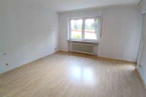 N-Kornburg! Schöne 4-Zi.-Wohnung mit Südterrasse, Garten, 2 Kellerräume + Garage! – Die vollständige Adresse der Immobilie erhältst du vom Anbieter., 90455 Kornburg, Worzeldorf, Nürnberg – Vorschaubild 11
