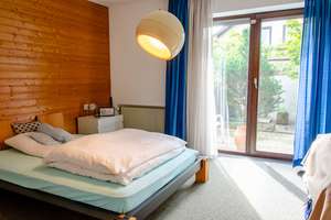 Familienidyll in Schnaittenbach: Architektenhaus mit Balkon, Terrasse und Einliegerwohnung – Die vollständige Adresse der Immobilie erhältst du vom Anbieter., 92253 Schnaittenbach – Vorschaubild 16