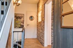 Zeitlose Architektur im Kaiserin-Viktoria-Viertel - Reihenmittelhaus unter Denkmalschutz – Die vollständige Adresse der Immobilie erhältst du vom Anbieter., 26384 Heppens, Wilhelmshaven – Vorschaubild 16