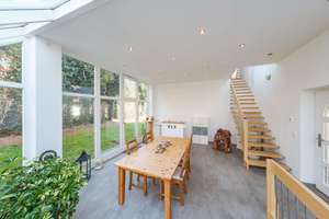 KENSINGTON - Exklusives Wohnerlebnis: Stilvolles Haus in Haus Konzept mit Wintergarten in Neu-Aubing – Die vollständige Adresse der Immobilie erhältst du vom Anbieter., 81249 Aubing-Süd, München – Vorschaubild 3