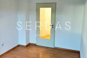 Stilvolles Zweifamilienhaus mit weitläufigem Grundstück in beliebter Lage – Die vollständige Adresse der Immobilie erhältst du vom Anbieter., 85053 Südost, Ingolstadt – Vorschaubild 9