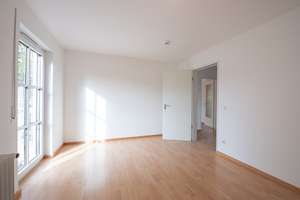 Licht,Raum und Charme unterm Dach! – Die vollständige Adresse der Immobilie erhältst du vom Anbieter., 81476 Forstenried, München – Vorschaubild 10