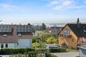 Exklusiv Wohnen - in ruhiger Lage mit Naturpool 
modernes, großes Haus mit Einliegerwohnung  – Die vollständige Adresse der Immobilie erhältst du vom Anbieter., 88662 Überlingen – Vorschaubild 6