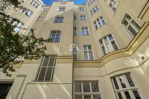 KLASSISCH SCHÖNE UND GEPFLEGTE ALTBAUWOHNUNG IN MOABIT! RUHIGE LAGE IM GARTENHAUS! PROVISIONSFREI! – Alt-Moabit 126, 10557 Moabit, Berlin – Vorschaubild 15