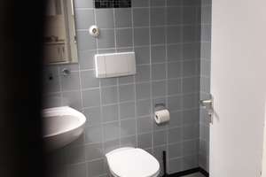 Apartment am Englischen Garten/SCHWABING/ teilmöbliert for one ore two  persons – Nordseestraße 3, 80805 Alte Heide-Hirschau, München – Vorschaubild 8