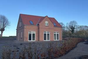 Elegantes Einfamilienhaus mit 7 Zimmern in Ostenfeld (Rendsburg) – Die vollständige Adresse der Immobilie erhältst du vom Anbieter., 24790 Ostenfeld (Rendsburg) – Vorschaubild 1