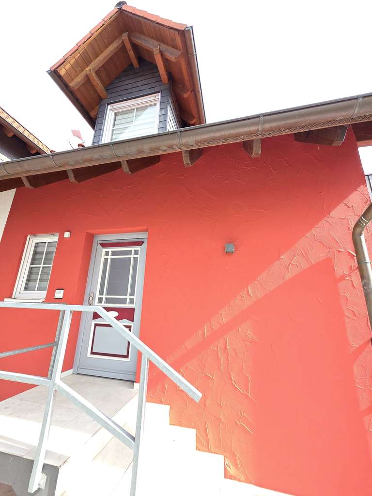 Immobilie in Hammelburg - Doppelhaushälfte mit Carport u. zusätzl. Gartengrundstück - Bild 1