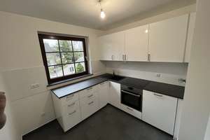 Sasel, schöne 4 Zimmerwohnung mit Tiefgarage in zentraler Lage – Schönsberg 1a, 22395 Sasel, Hamburg – Vorschaubild 4