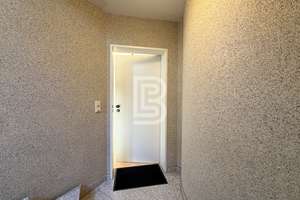 Ruhig gelegen: 2-Zimmer-Wohnung mit weitläufiger Ostterrasse und Gartenfläche – 79104 Zähringen, Freiburg im Breisgau – Vorschaubild 6